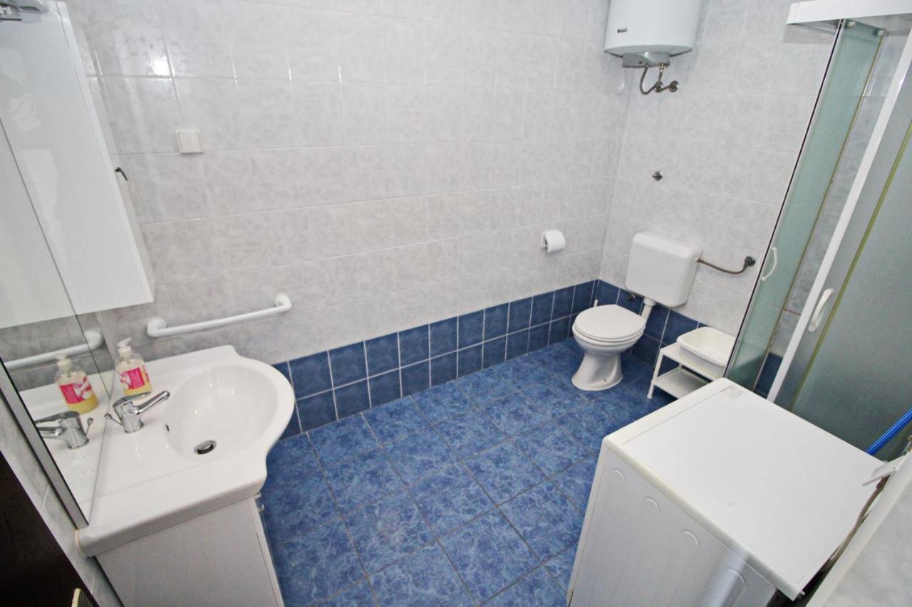 Apartment Classic Zrnovo Bagian luar foto