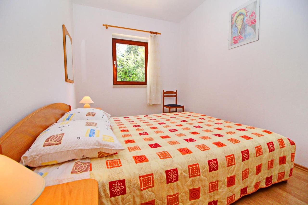Apartment Classic Zrnovo Bagian luar foto