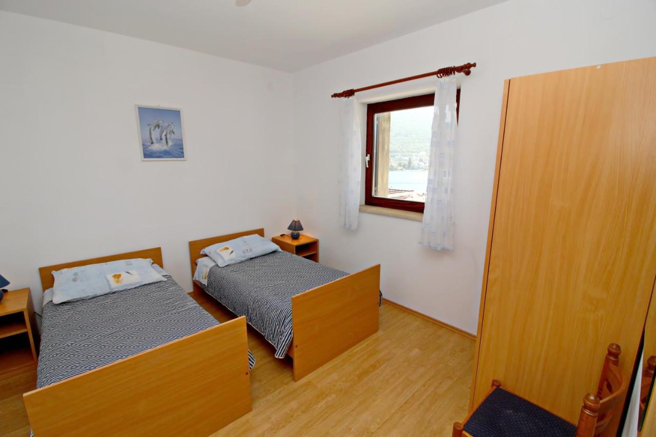 Apartment Classic Zrnovo Bagian luar foto